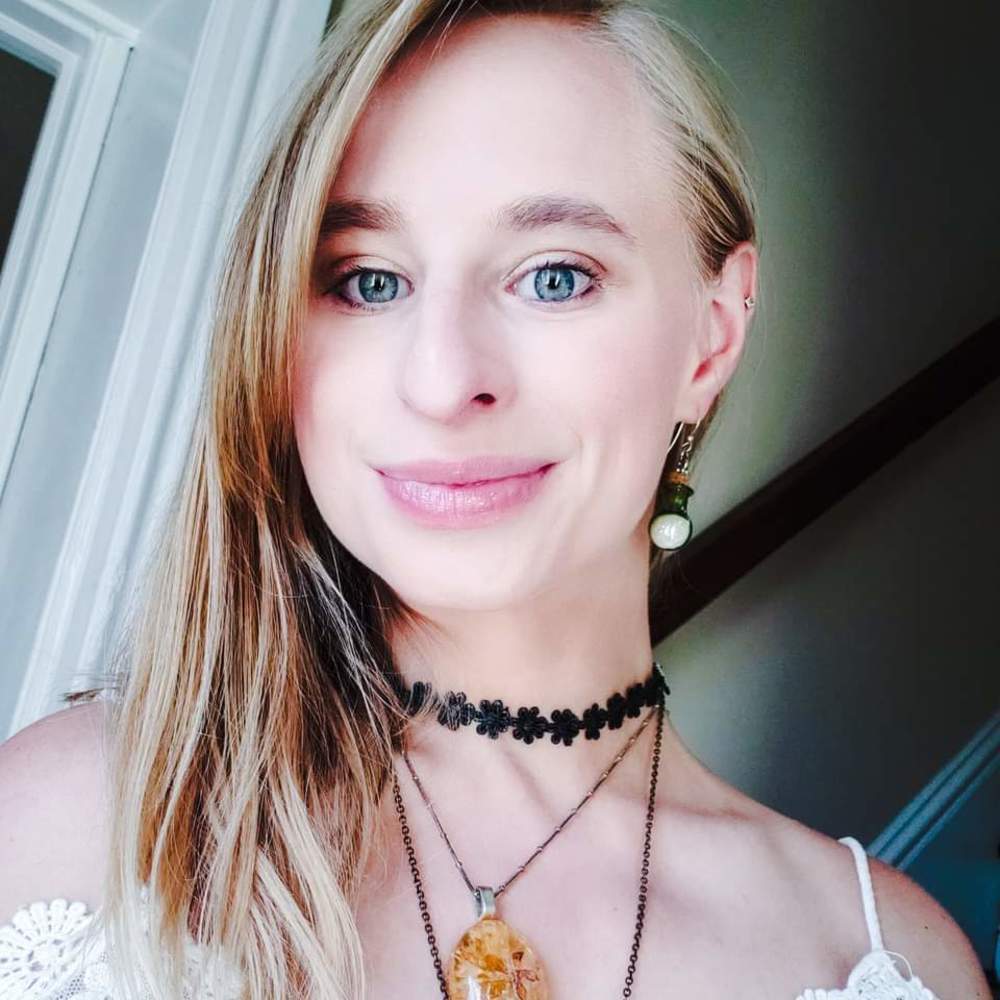 Meet your Posher, Cheryl